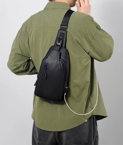 Sling impermeable con USB integrado: tu compañera ideal para ir ligero, seguro y conectado